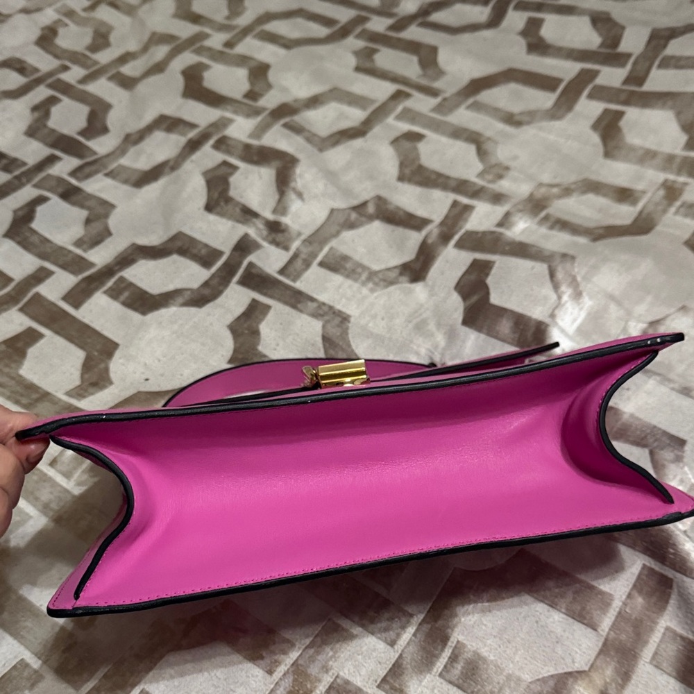Pink Leather Handbag - Picture 7 of 16